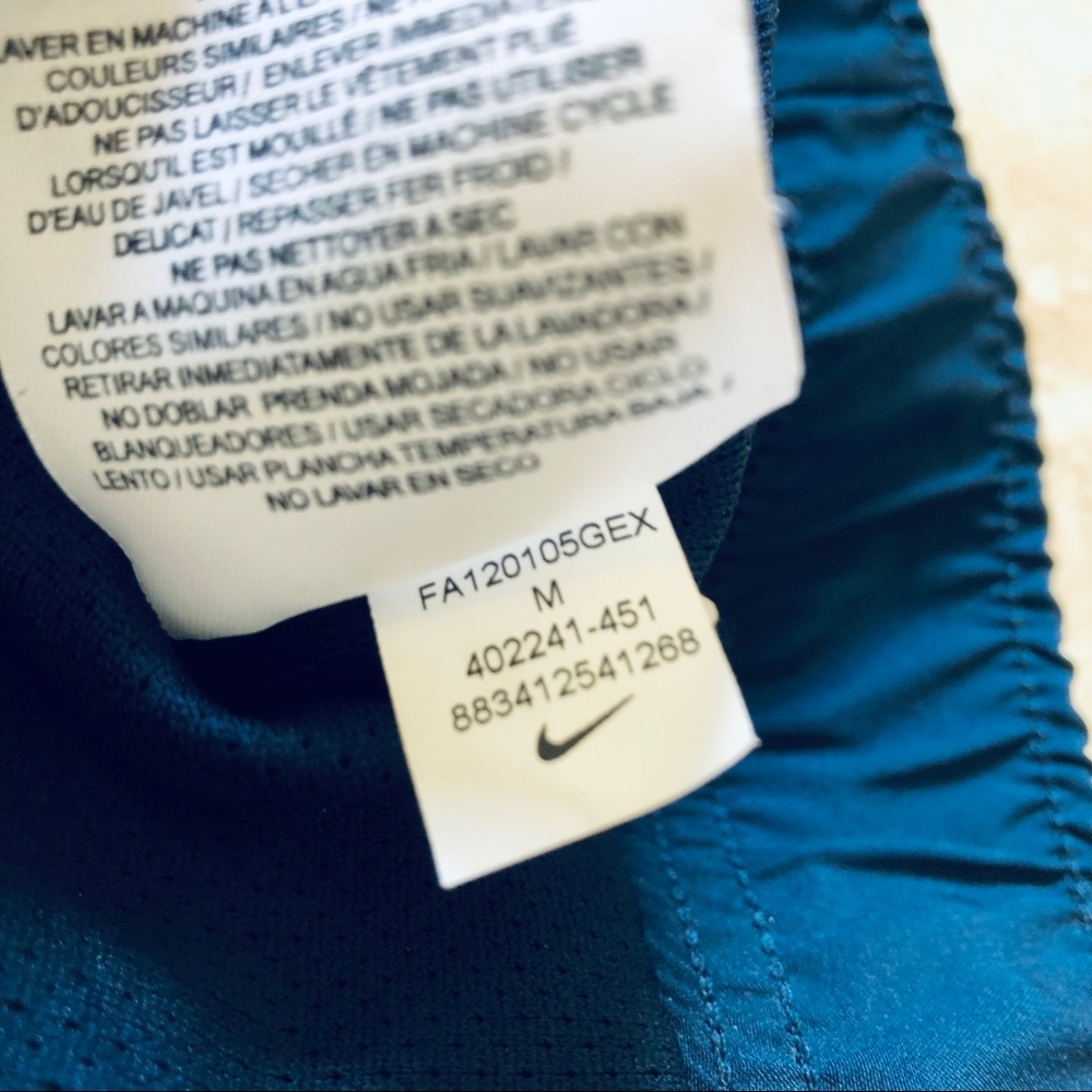 Nike Men’s RIVALRY Basketball Jacket I M - Picture 8 of 9